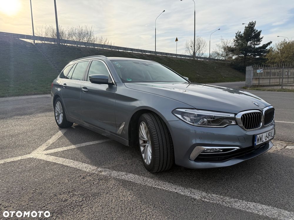 BMW Seria 5 530i Luxury Line - 16