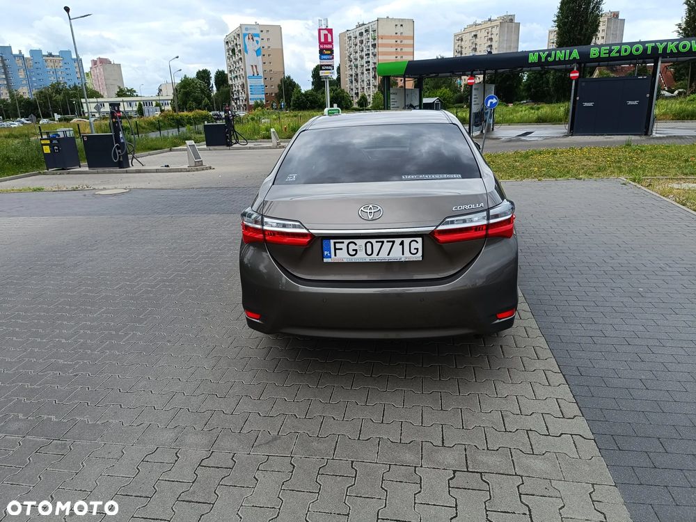 Toyota Corolla 1.6 Prestige - 5