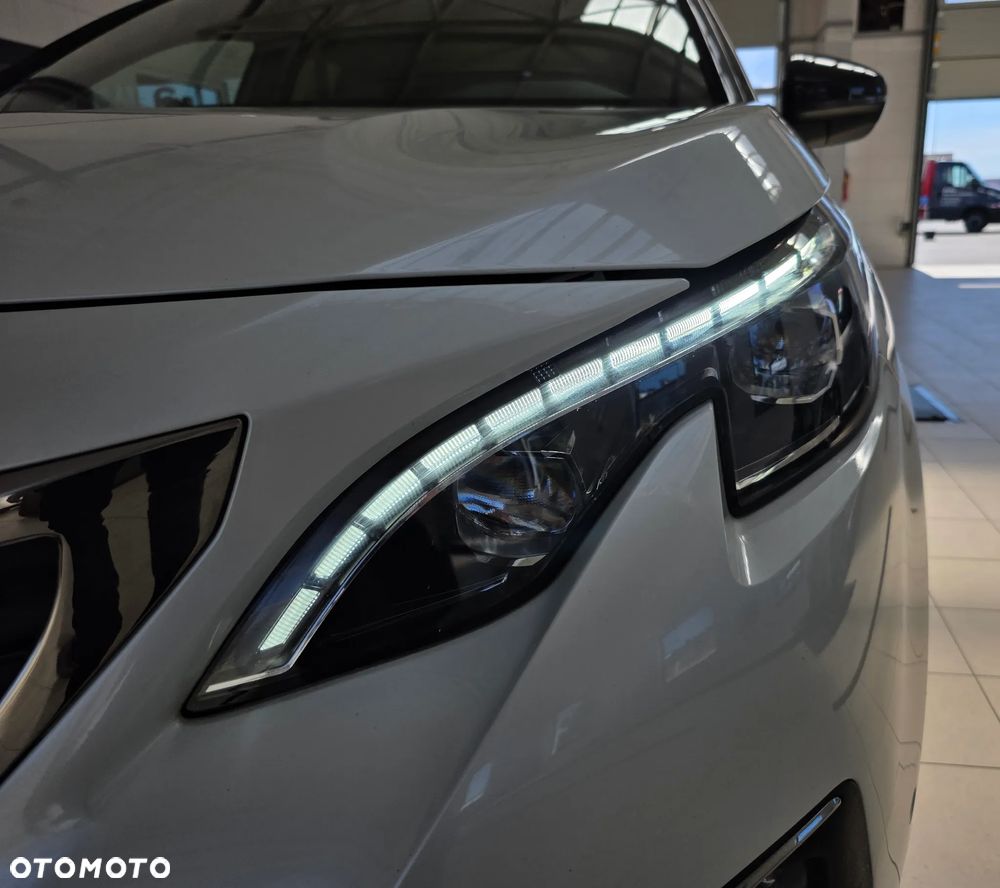 Peugeot 3008 1.6 PureTech Hybrid4 PHEV GT S&S EAT8 - 36
