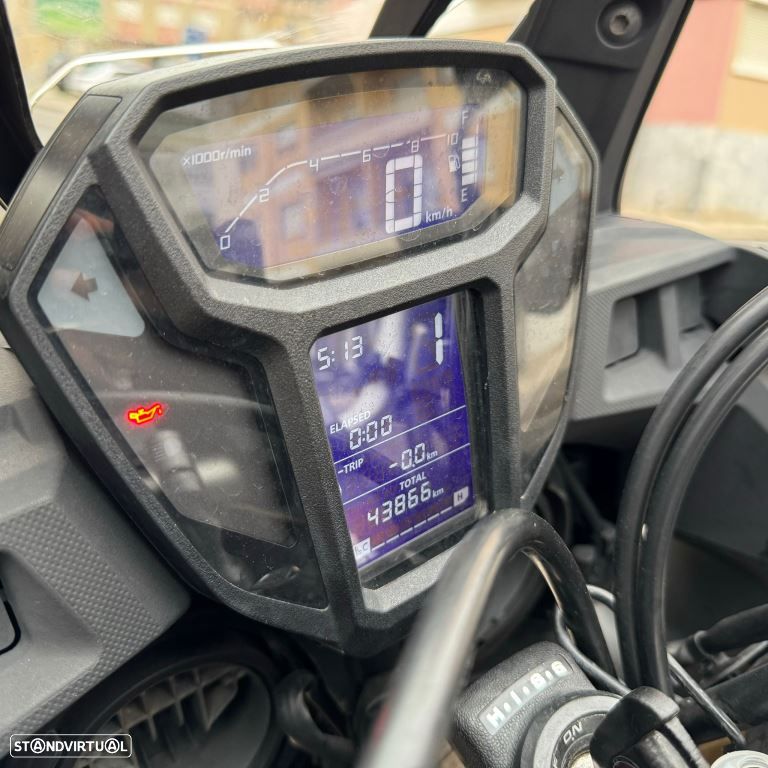 Honda Africa Twin CRF 1000 - 33