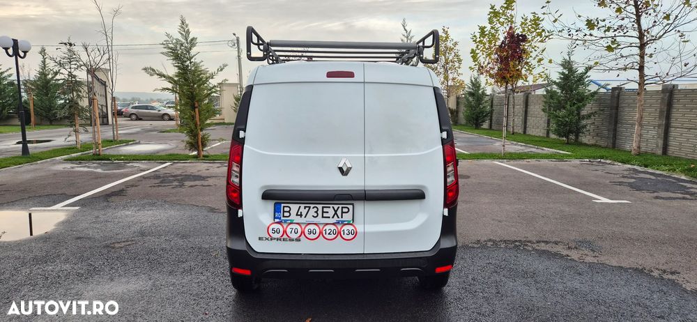 Renault Express - 8