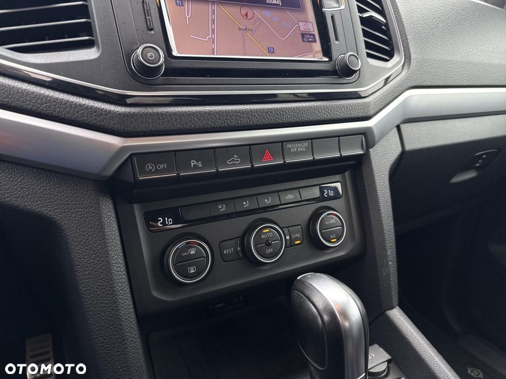 Volkswagen Amarok - 20