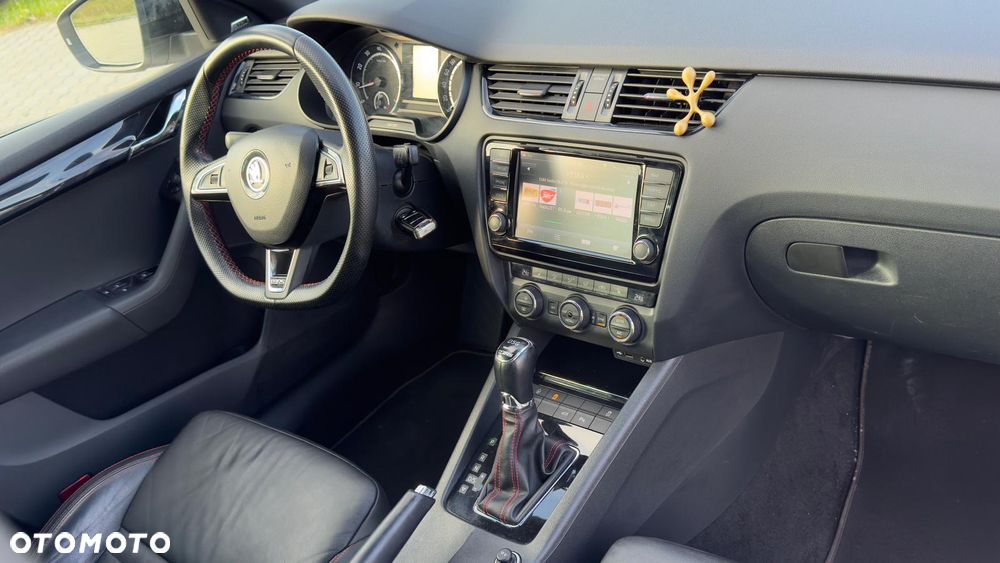 Skoda Octavia 2.0 TSI RS 230 DSG - 5