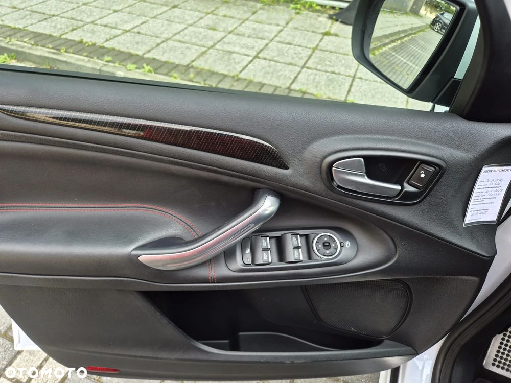 Ford S-Max - 19