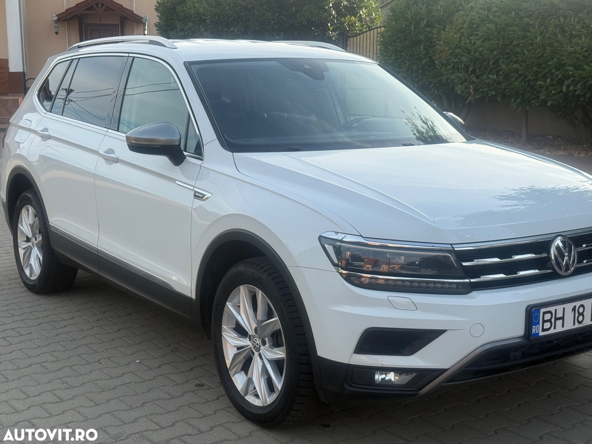 Volkswagen Tiguan Allspace 2.0 TDI SCR 4Motion DSG Highline - 2