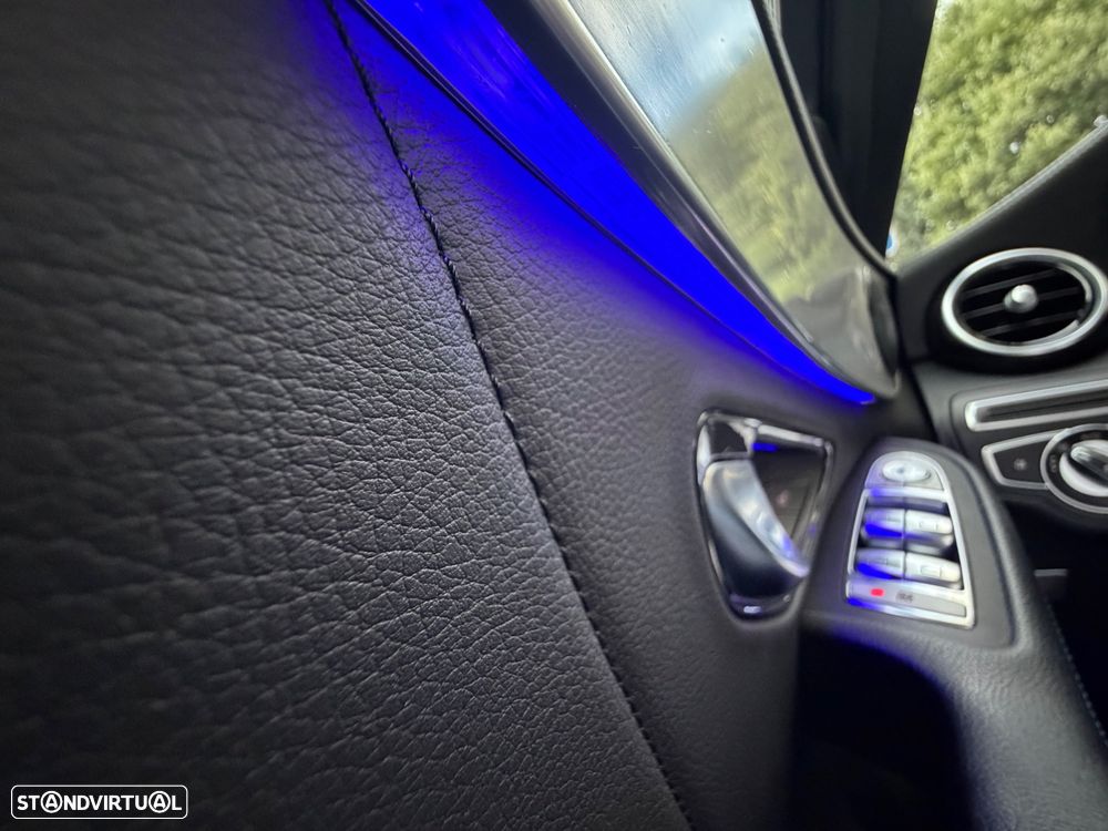 Mercedes-Benz C 300 de AMG Line - 33