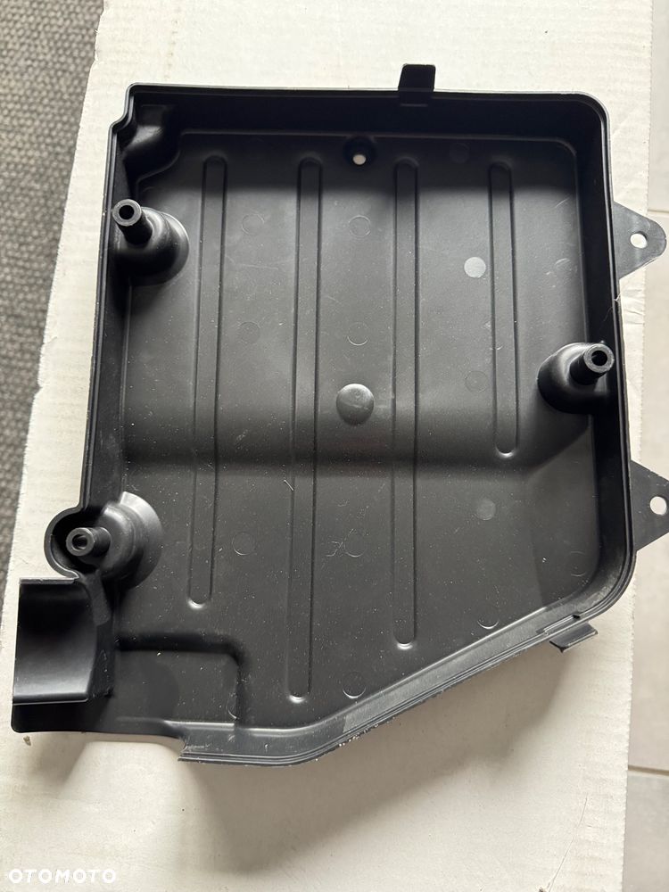 Volvo obudowa komputera 31657530 - 3