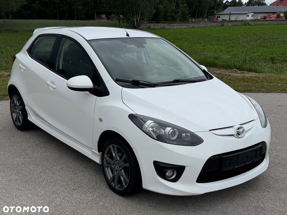 Mazda 2 - 9