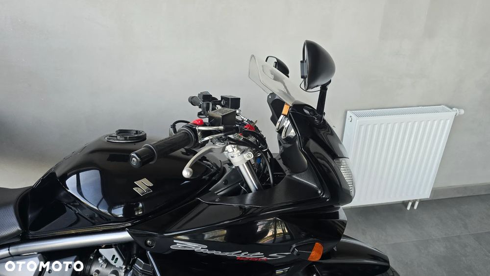 Suzuki Bandit - 19