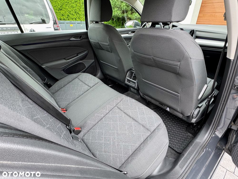 Volkswagen Golf VIII 2.0 TDI Life - 11