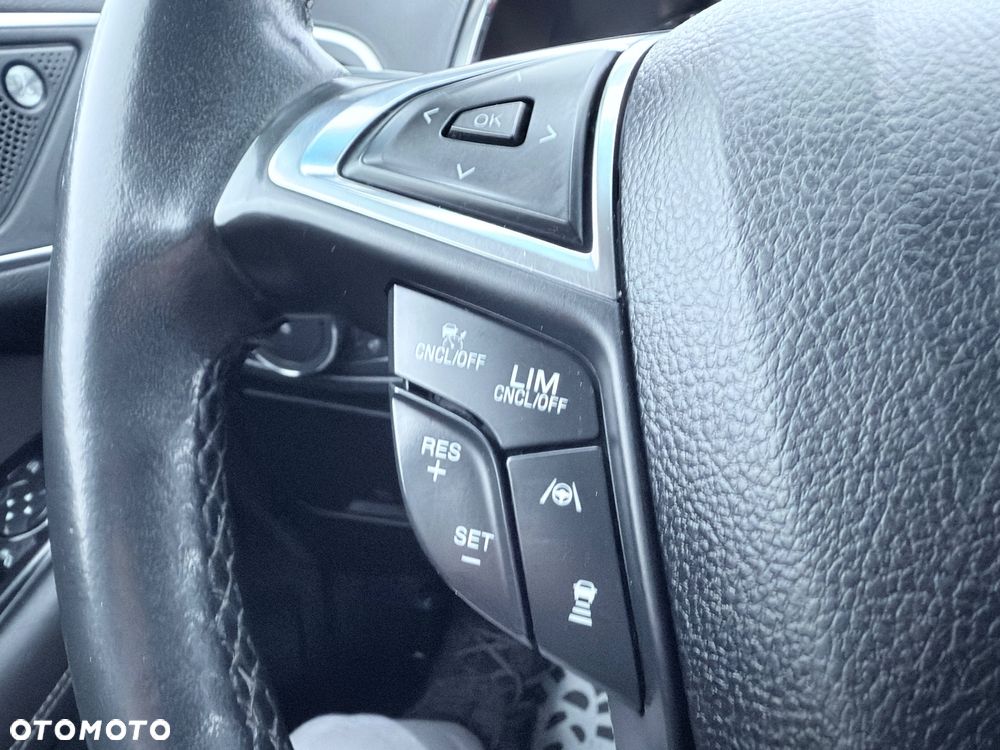 Ford Edge 2.0 EcoBlue Bi-Turbo 4x4 Titanium - 28