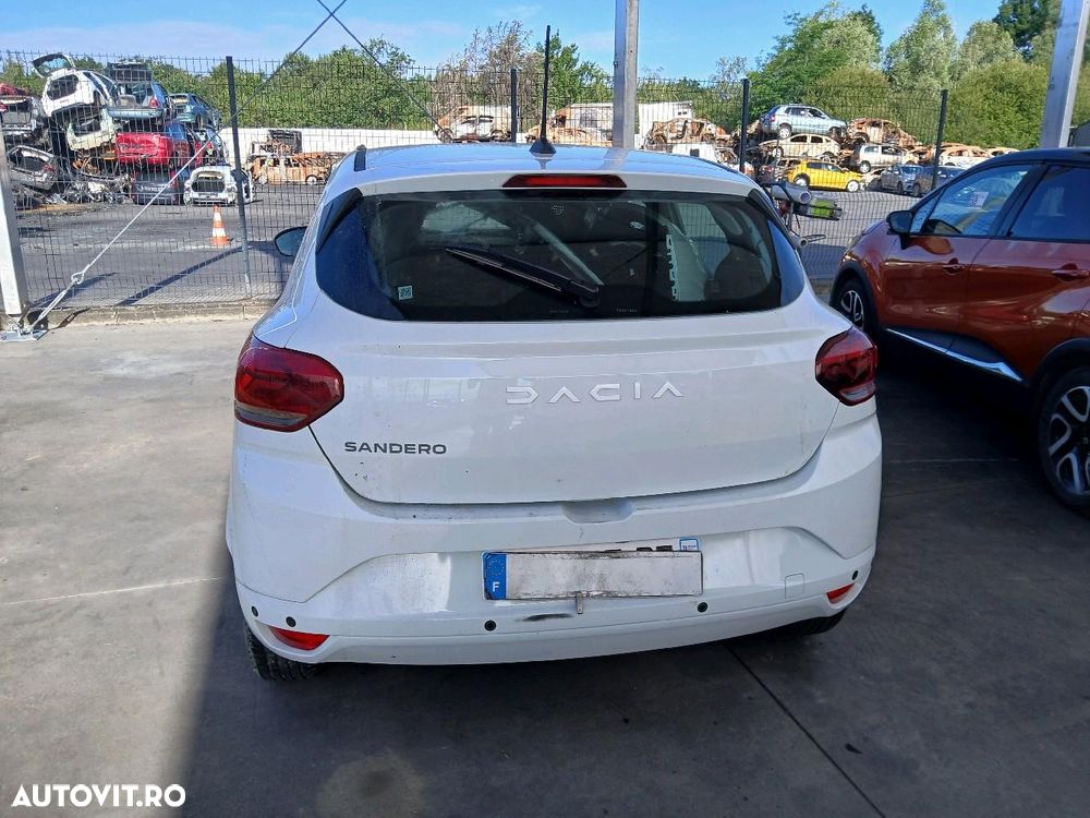 Dacia Sandero - 12
