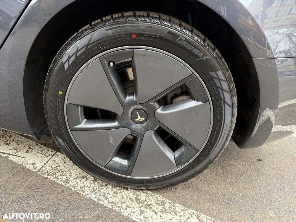 Tesla Model 3 RWD - 14