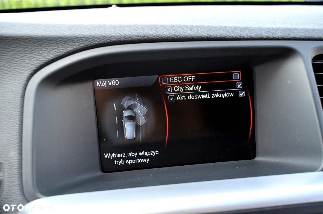 Volvo V60 D3 Geartronic Summum - 30