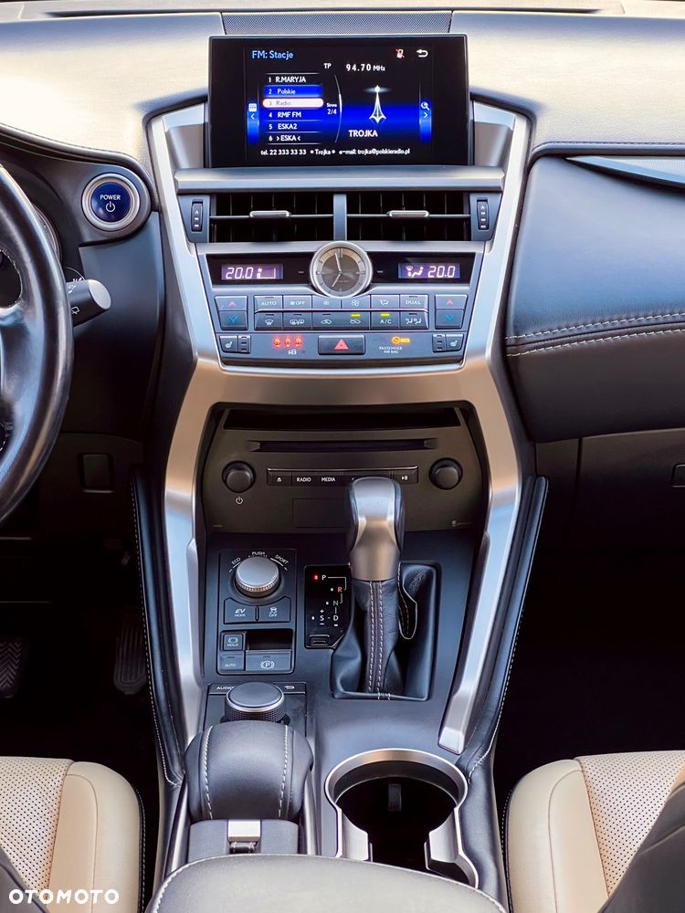 Lexus NX 300h Prestige AWD - 20