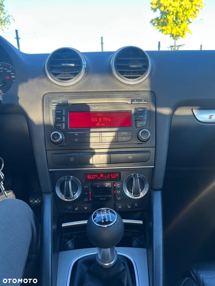 Audi A3 3-drzwiowe 2.0 TDI Ambiente - 10