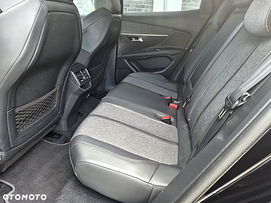 Peugeot 3008 BlueHDi 150 Stop & Start Active Business-Paket - 24