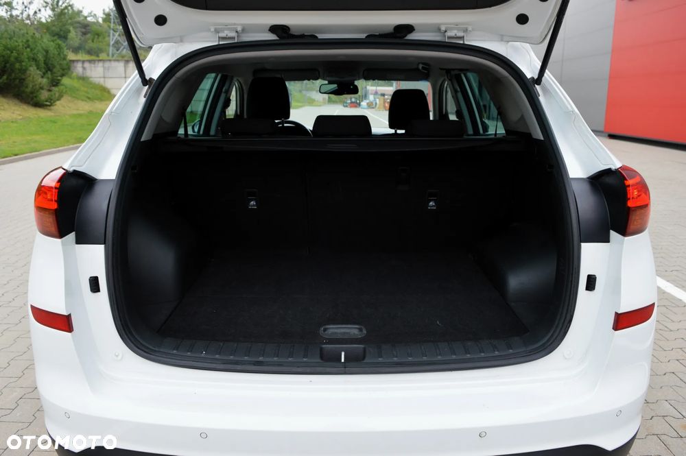 Hyundai Tucson 1.6 CRDi Comfort 2WD DCT - 32