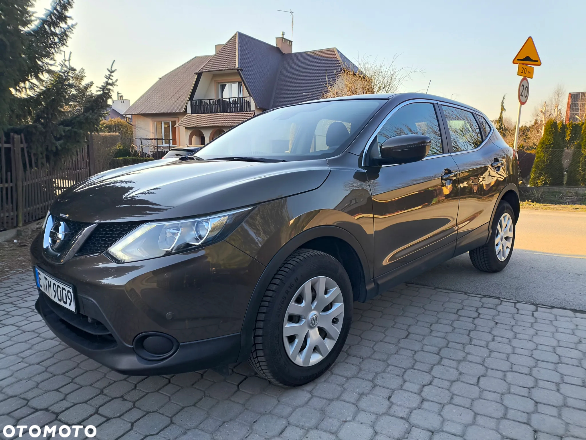 Nissan Qashqai 1.2 DIG-T N-Connecta - 10