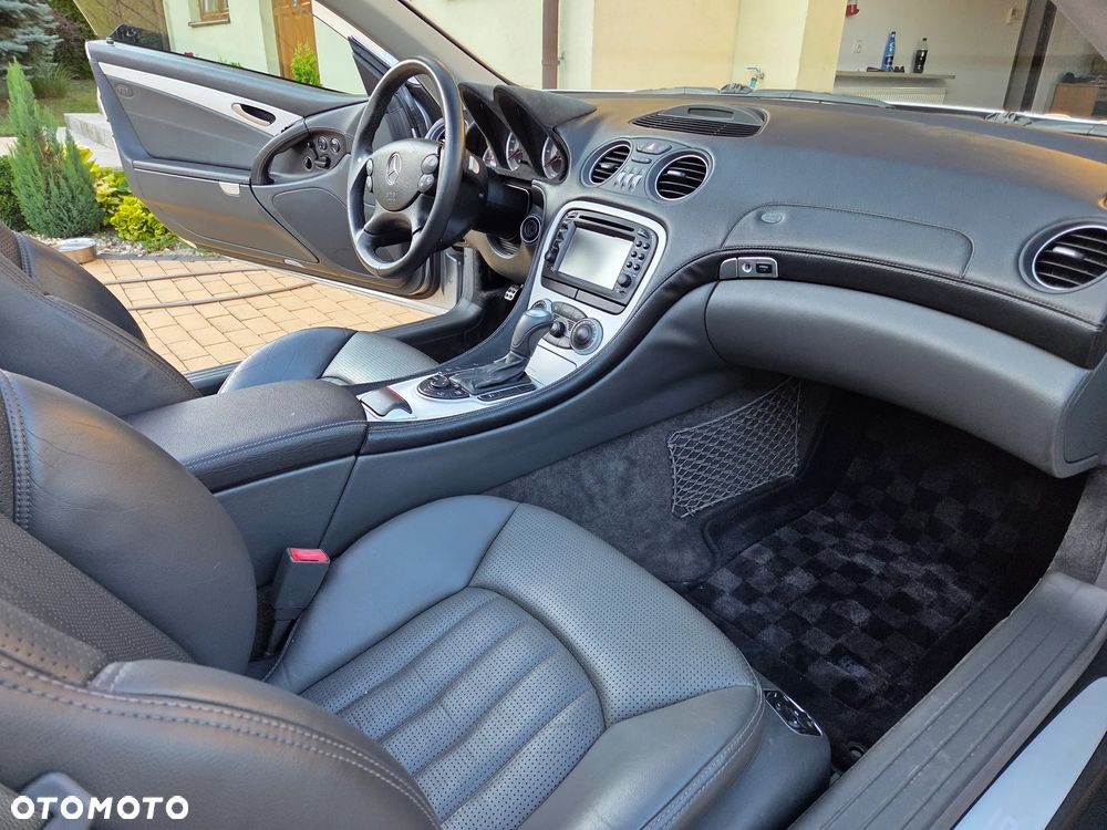 Mercedes-Benz SL - 9