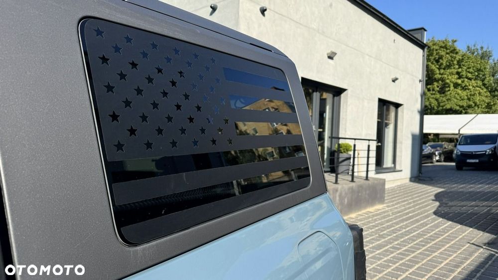 Ford Bronco - 27