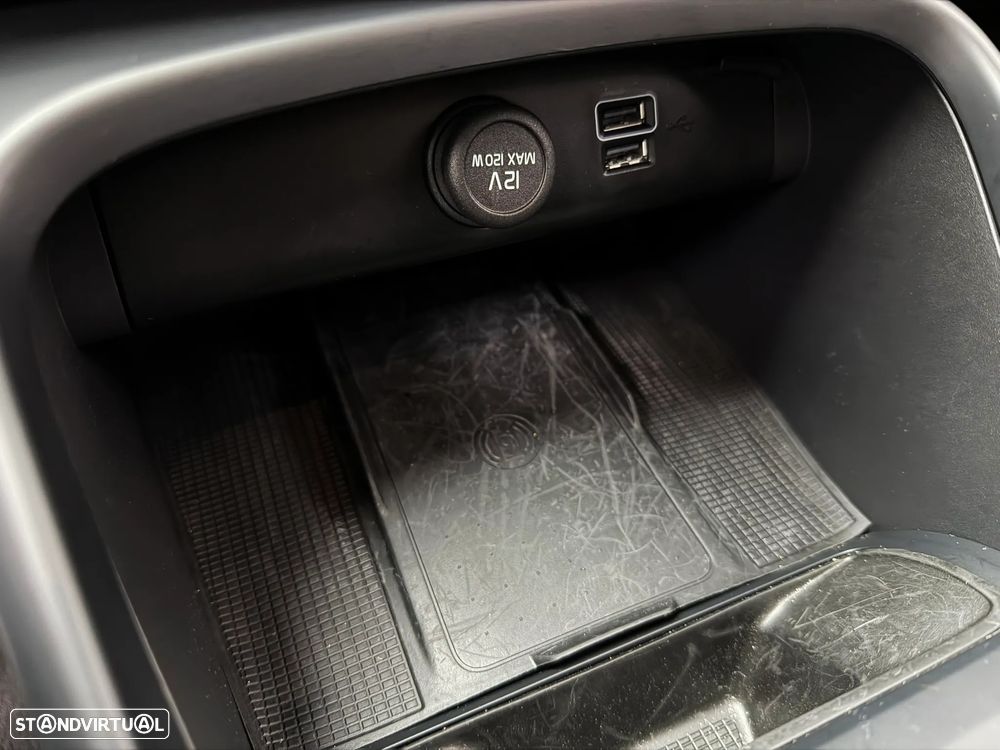 Volvo XC 40 1.5 T2 Essential Auto - 22