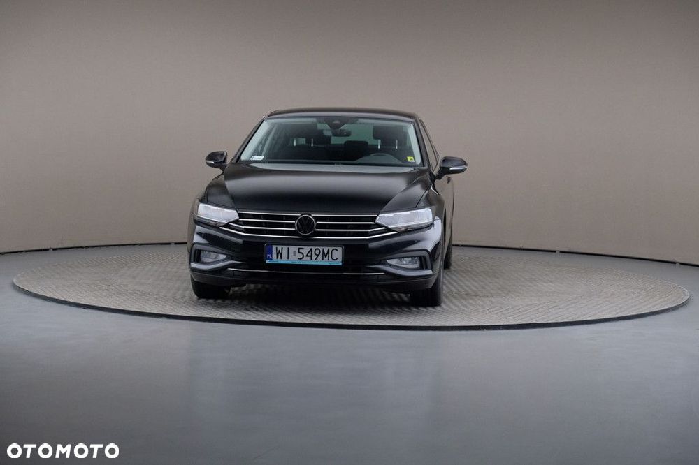 Volkswagen Passat - 3