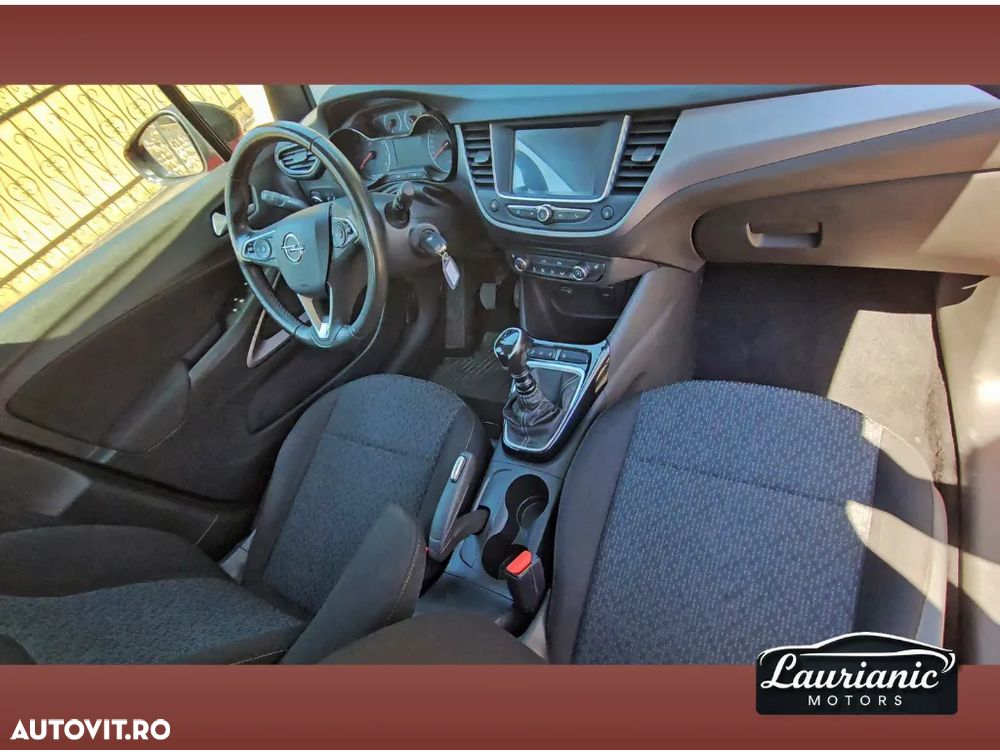 Opel Crossland - 24