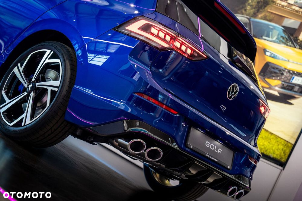 Volkswagen Golf 2.0 TSI 4Motion R DSG - 19