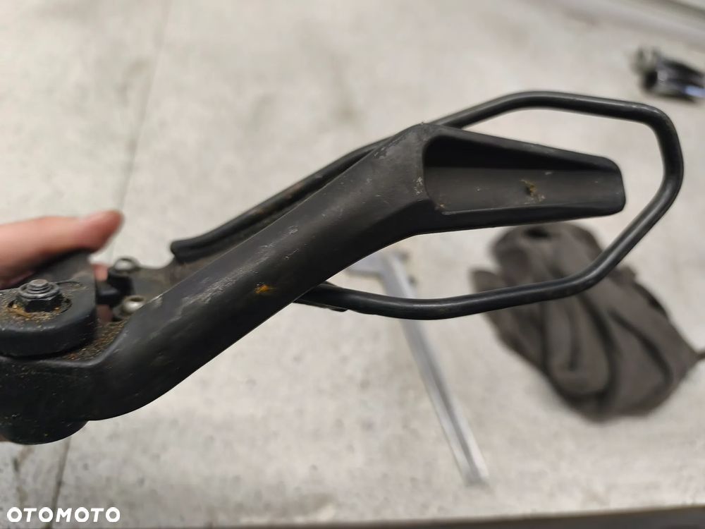 Set prawy tył, podnóżek pasażera Yamaha MT01 MT 01 - 11