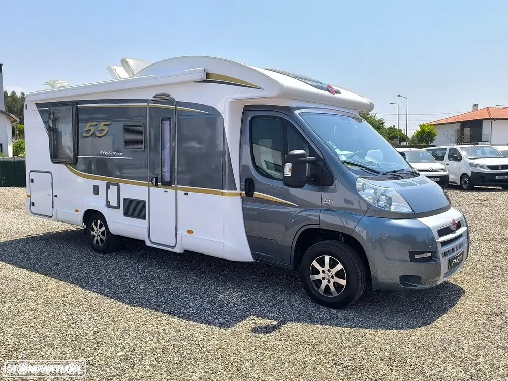 Burstner Ixeo Fifty Five 55 Cama central + basculante - 1