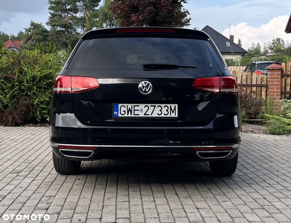 Volkswagen Passat Variant 2.0 TDI SCR DSG (BlueM Tech) Comfortline - 9