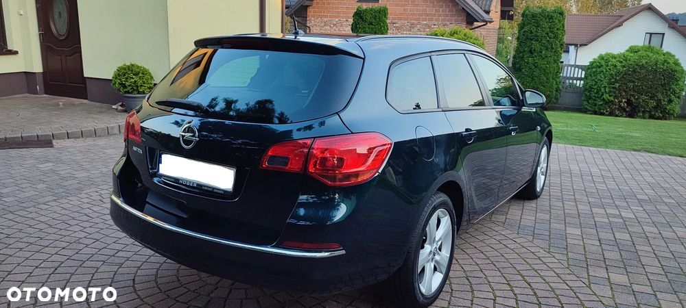 Opel Astra 1.6 Color Edition - 3