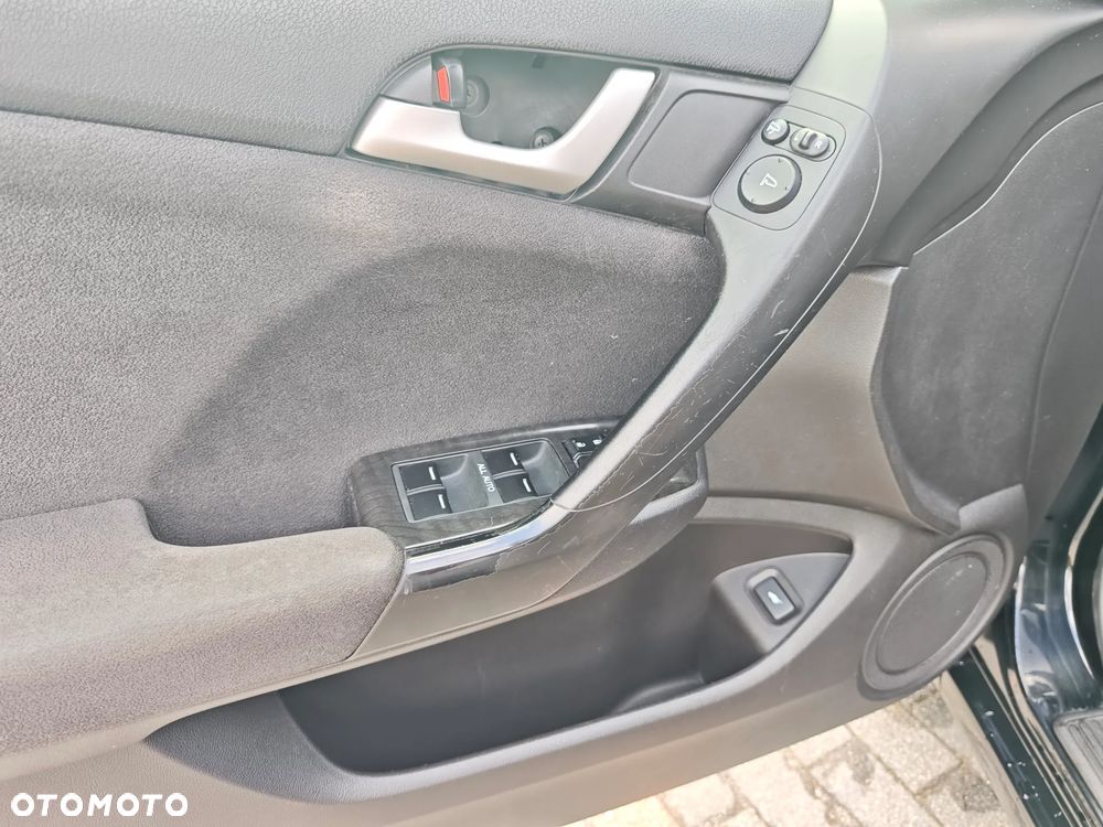 Honda Accord 2.0 Executive - 13