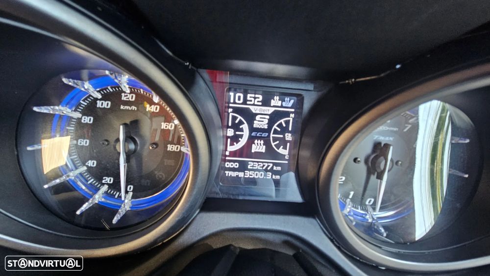 Yamaha TMAX TECH MAX - 18