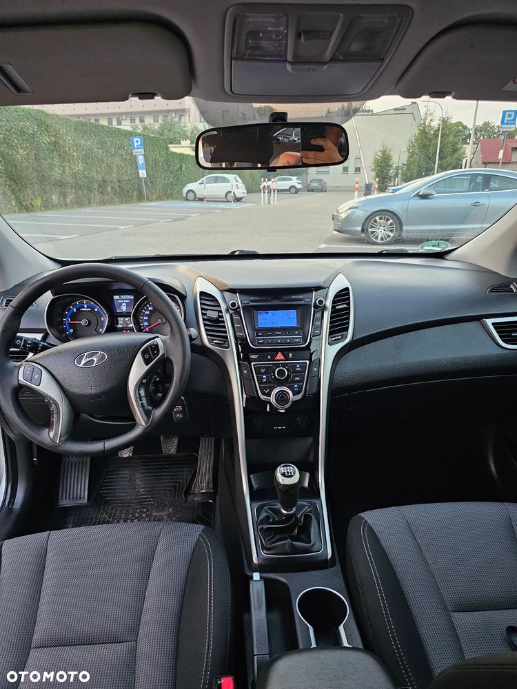 Hyundai i30 1.6 CRDI Trend - 14