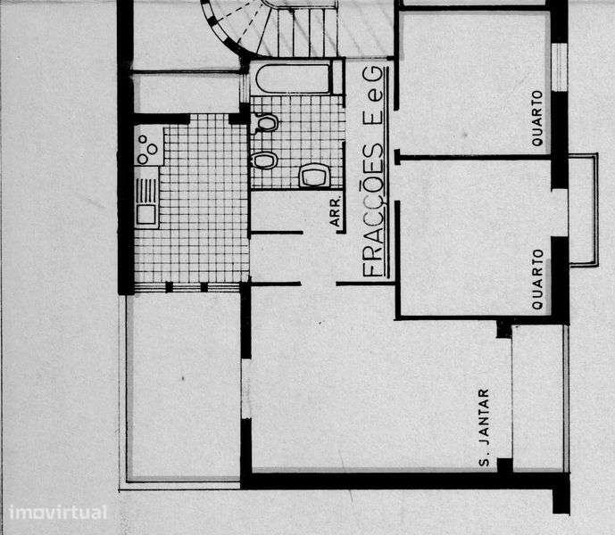 VENDE T3 e T2 NA CIDADE DO PORTO (Junto à Praça Velasquez) - Grande imagem: 2/9