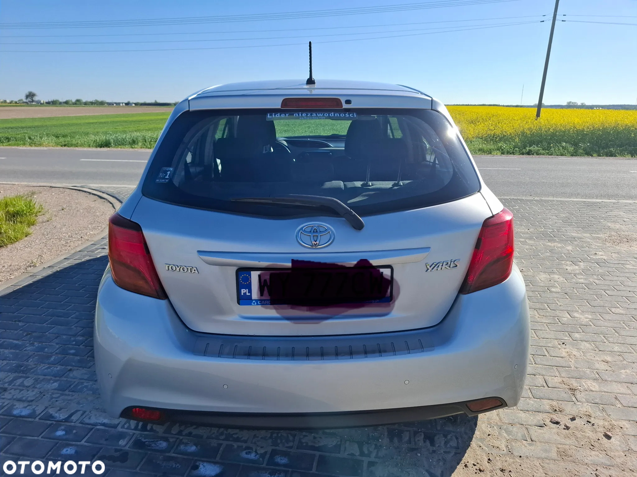 Toyota Yaris 1.33 Premium - 7