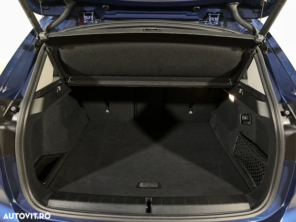 BMW X1 xDrive20i AT - 13