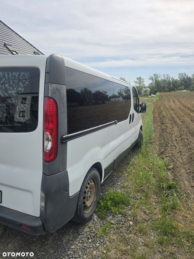 Opel Vivaro - 3