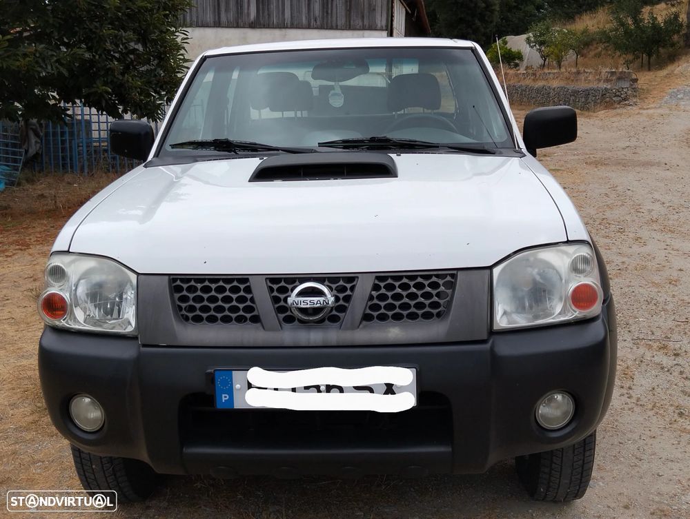 Nissan Navara 2.5 dCi CD FE 4WD - 6