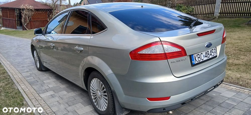 Ford Mondeo 2.0 TDCi Titanium - 22