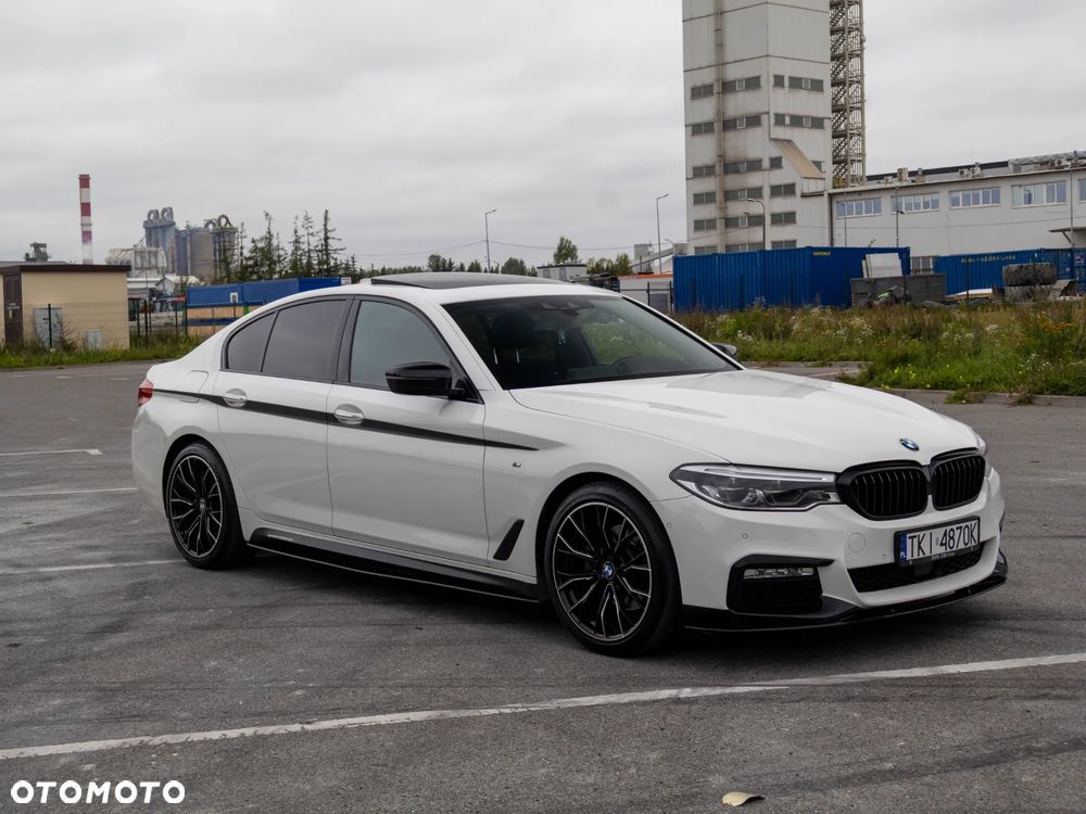 BMW Seria 5 520d xDrive - 17