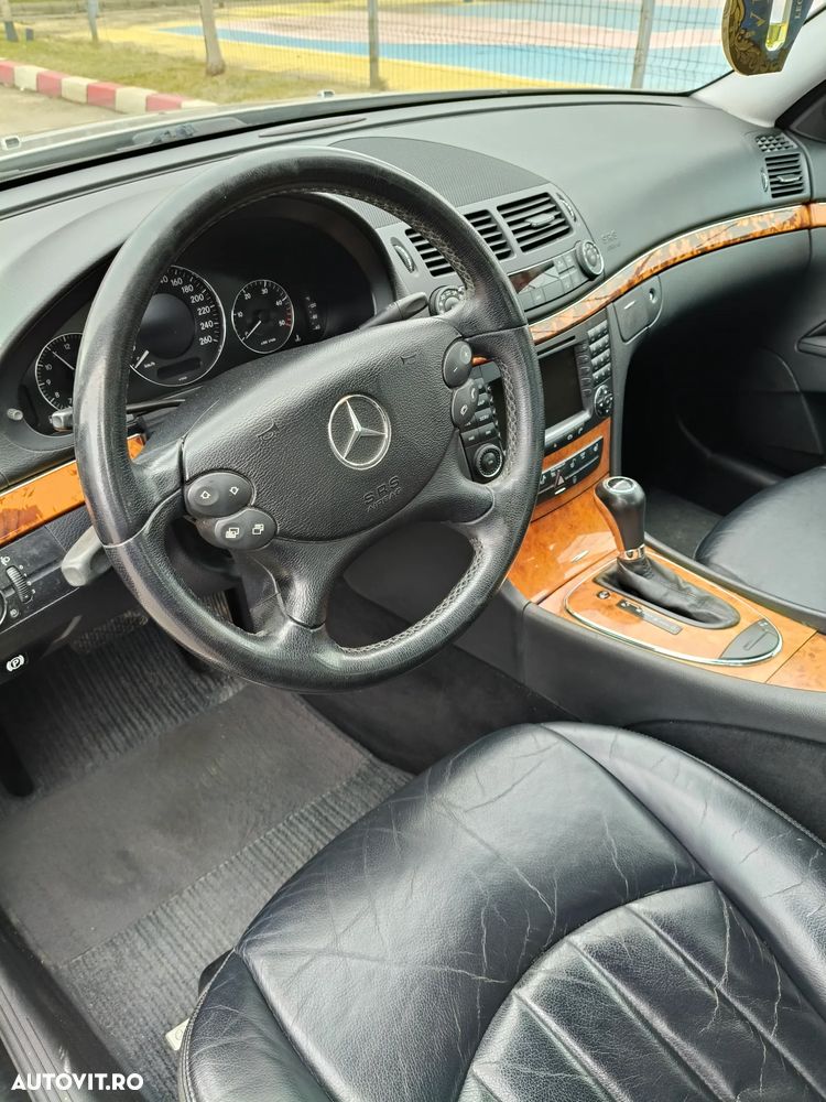 Mercedes-Benz E - 5