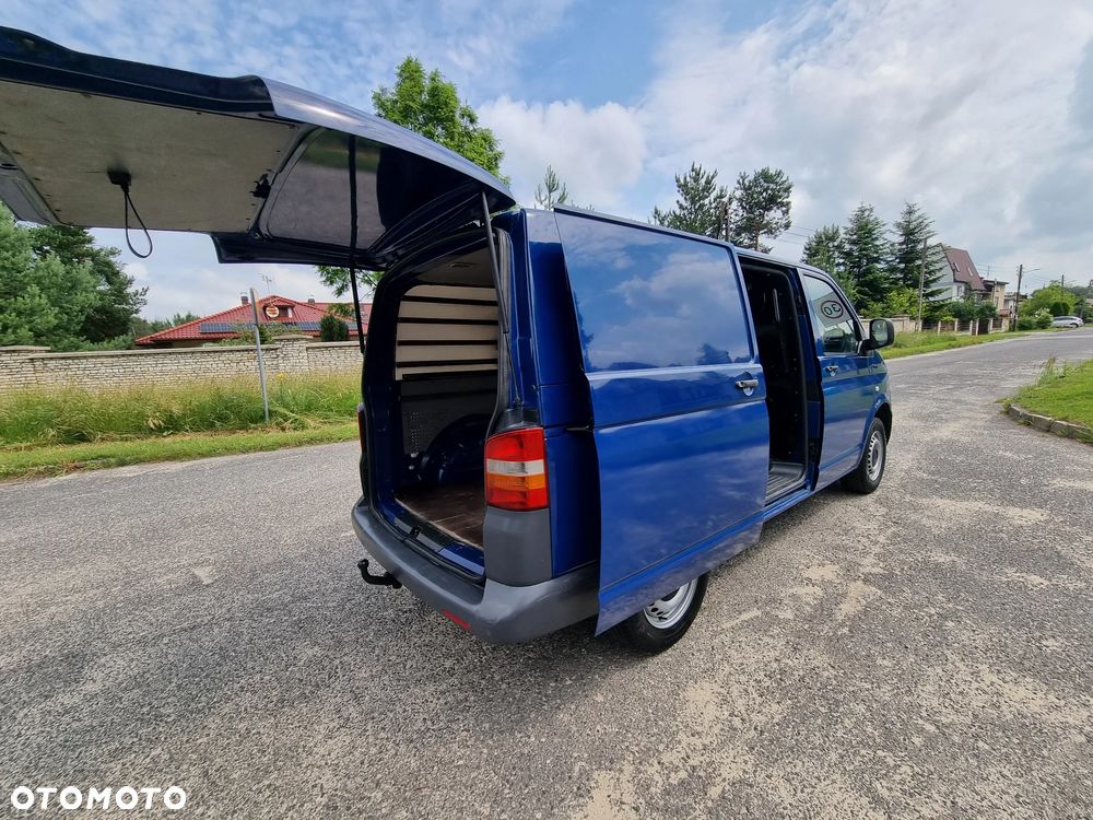 Volkswagen T5 - 4