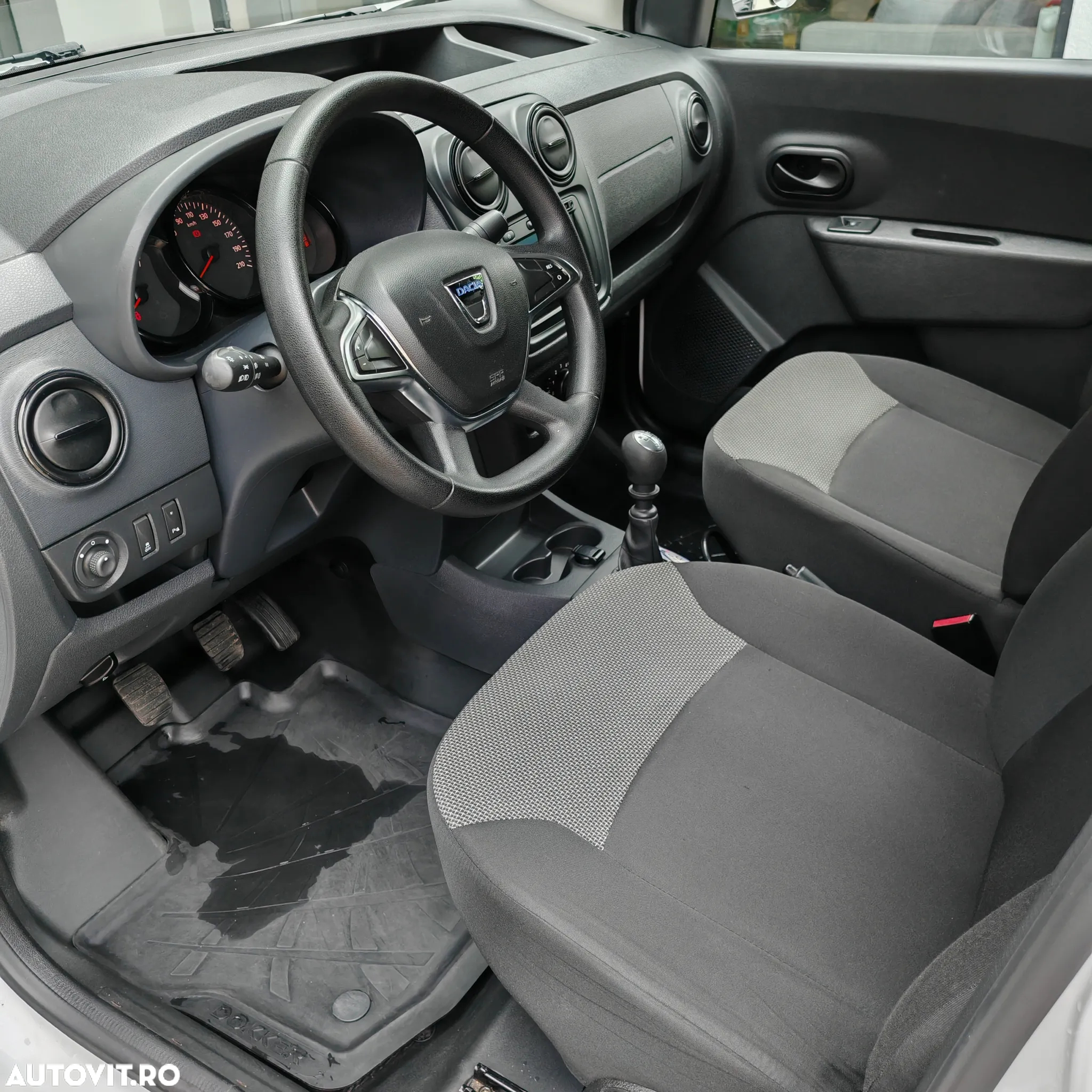 Dacia Dokker 1.5 Blue dCi Laureate - 5