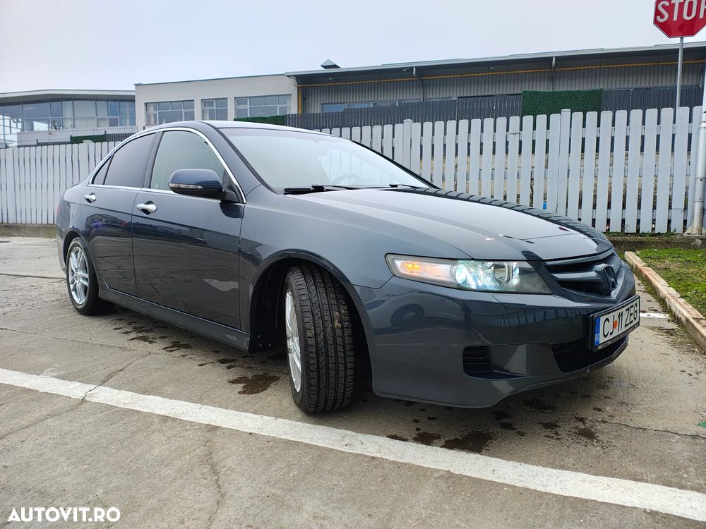 Honda Accord 2.0 i 4 Door - 5