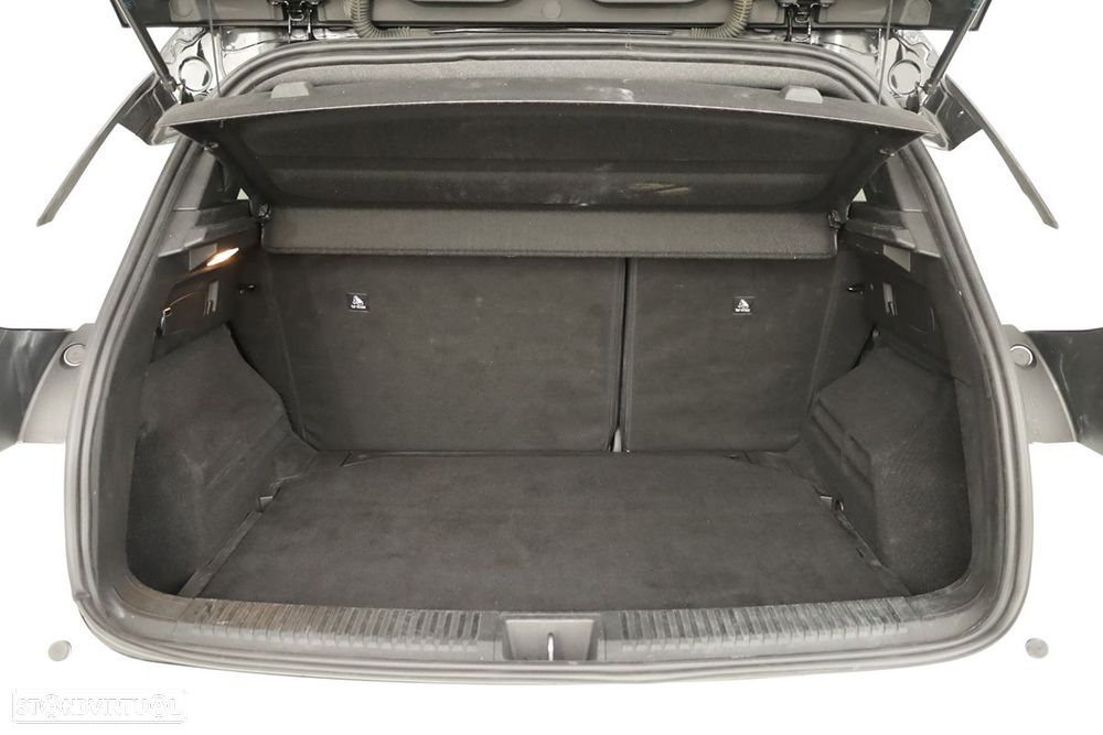 Renault Austral 1.2 E-Tech Techno Espirit - 23