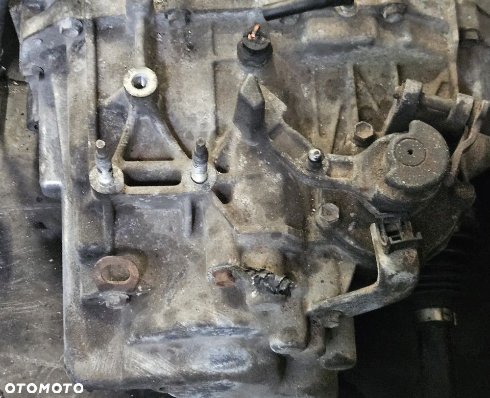 Suzuki Swift  SX4  1.3 1.6 16V  skrzynia biegów ZPS 6-biegów - 7