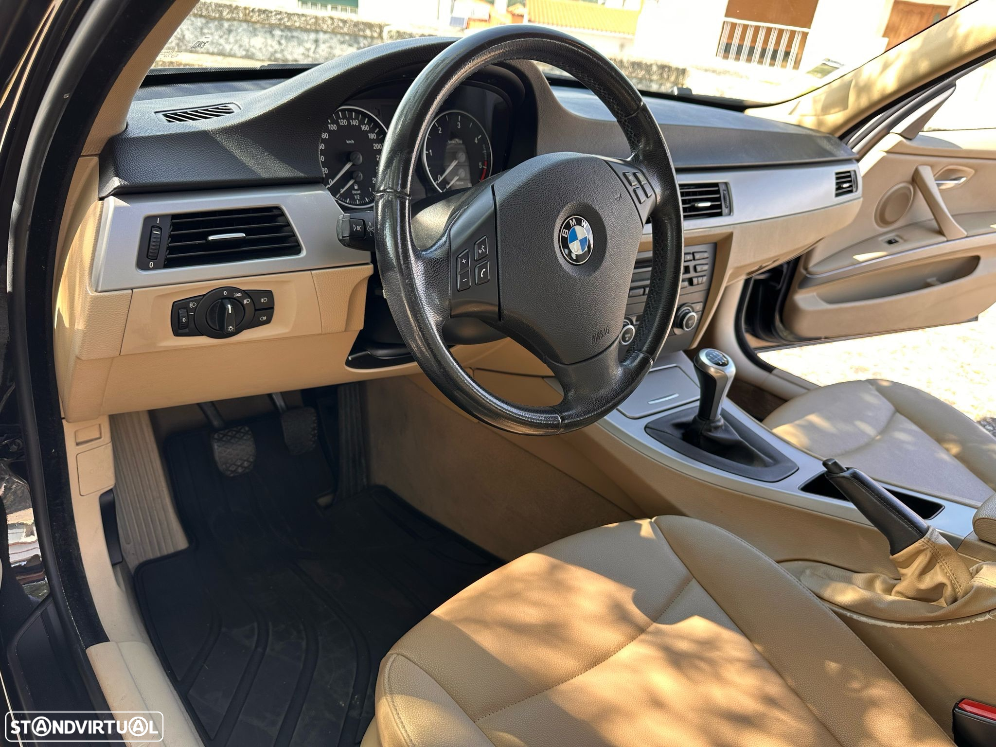 BMW 320 - 11